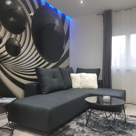 Palladium II City Center Apartments 马卡尔斯卡 外观 照片